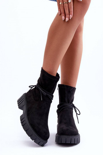 Wildlederschuhe mit...