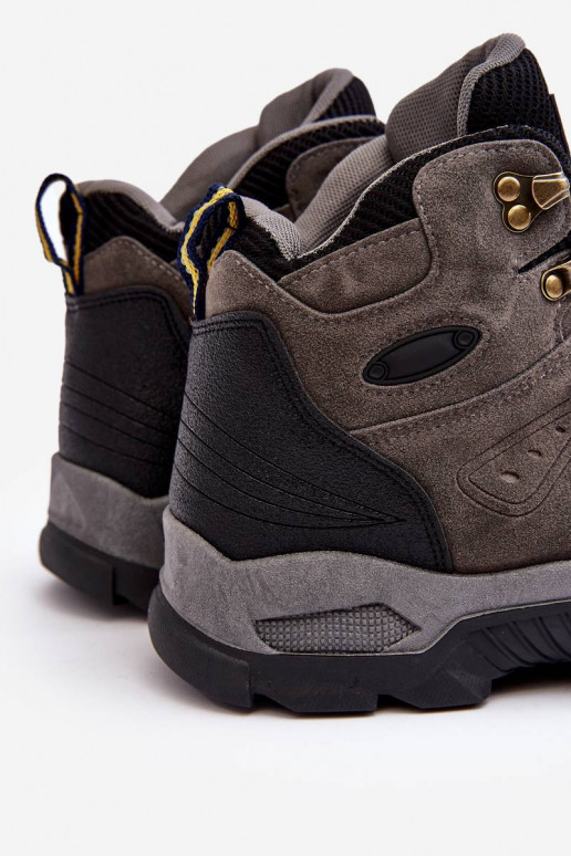 Herrenschuhe in der Farbe Grau von... Herrenschuhe in der Farbe Grau von...