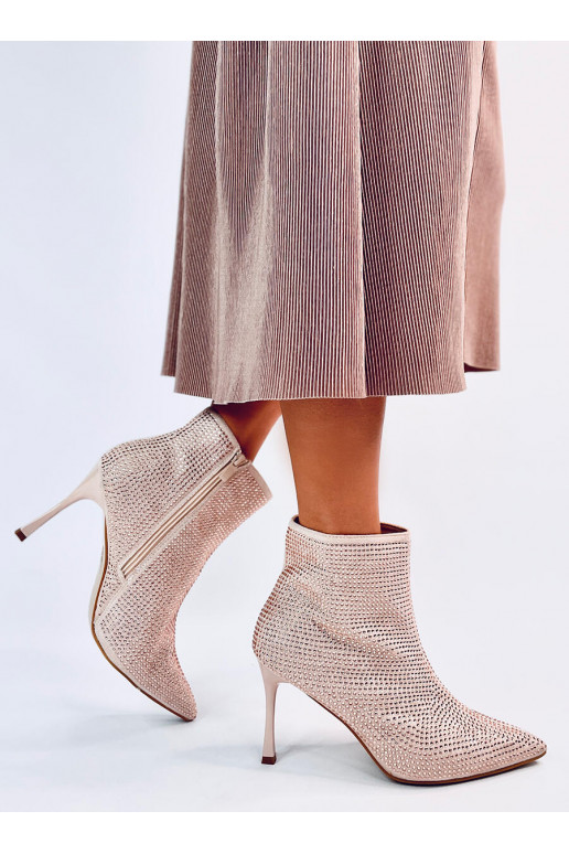 Stiefel mit dünnem Absatz und...