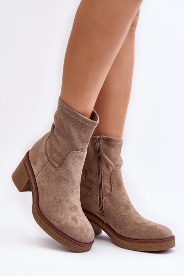 Stiefel mit Absätzen beige Farbe Argastis