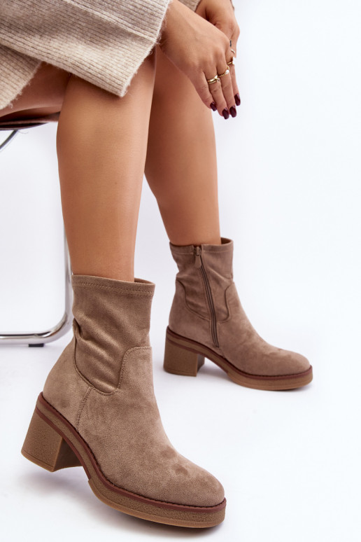 Stiefel mit Absätzen beige Farbe Argastis