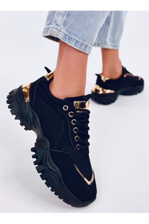 Sportliche Schuhe in der Farbe...