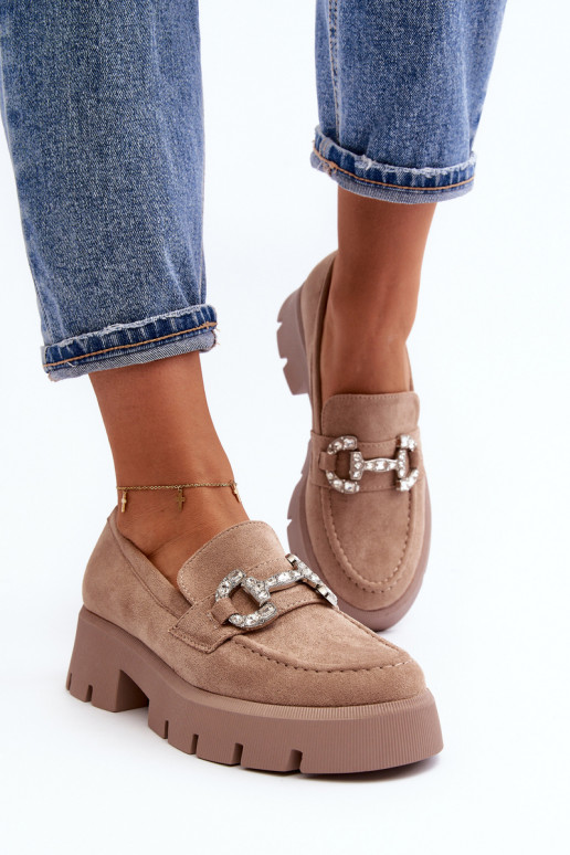 Mokassins mit Ornamenten in der Farbe... Mokassins mit Ornamenten in der Farbe...