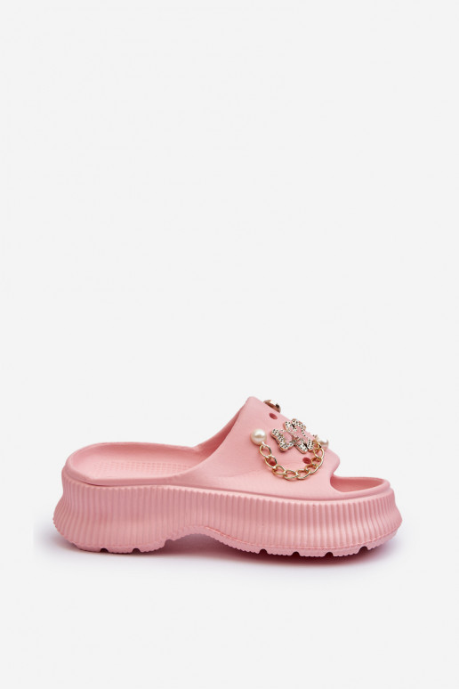 Leichte Hausschuhe mit schönen... Leichte Hausschuhe mit schönen...