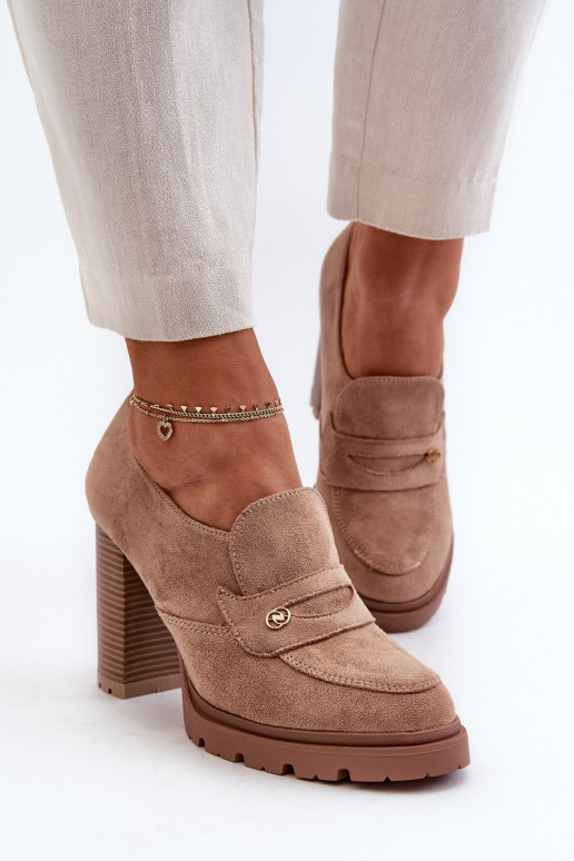Schuhe aus Öko-Wildleder mit Absätzen beige Larmaves