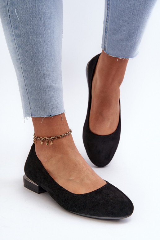 Damen-Wildlederschuhe mit niedrigem... Damen-Wildlederschuhe mit niedrigem...