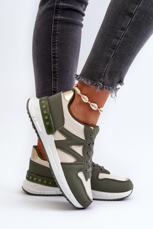Turnschuhe Modell Schuhe grüne Farbe... Turnschuhe Modell Schuhe grüne Farbe...