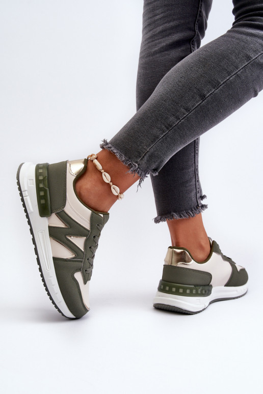 Turnschuhe Modell Schuhe grüne Farbe... Turnschuhe Modell Schuhe grüne Farbe...