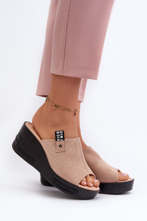 Damenhausschuhe beige Vleni Damenhausschuhe beige Vleni