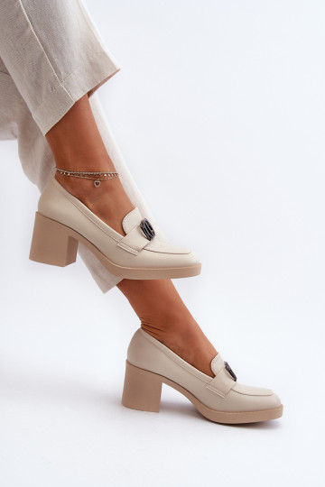 Schuhe mit Absätzen mit Ornamenten beige Nedarea 2