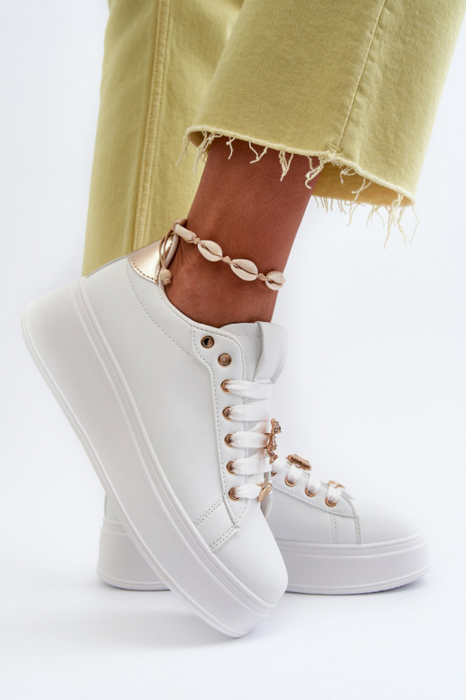 Weiße Damen-Sneaker mit Plateau von... Weiße Damen-Sneaker mit Plateau von...