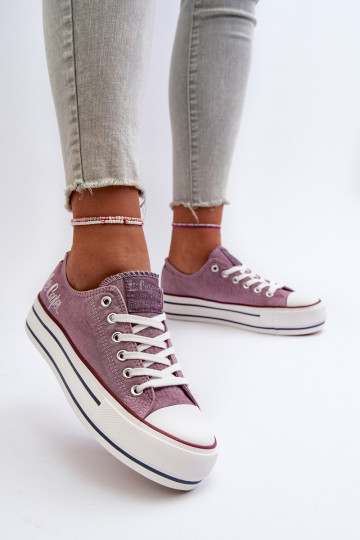 Freizeitschuhe mit massiver...