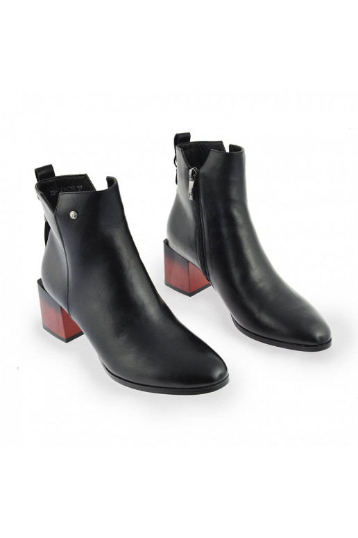 Stiefel mit dickem Absatz, schwarze...