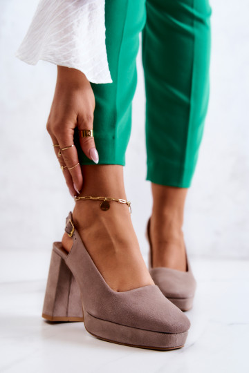 Beige Wildlederschuhe 2