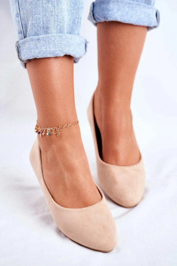 Beige Wildlederschuhe