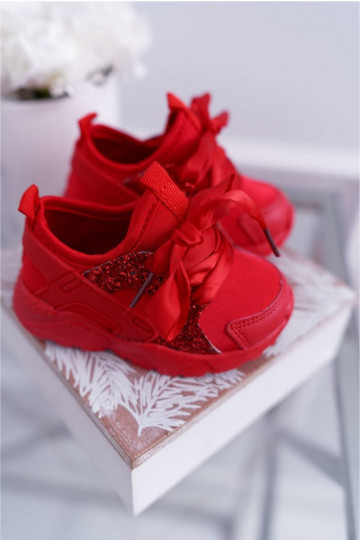 Rote Turnschuhe