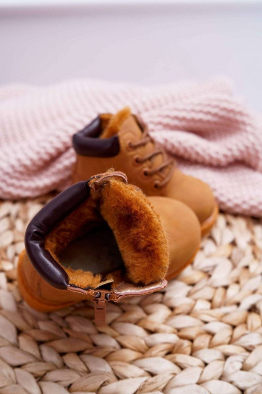 Warme braune Kinderstiefel