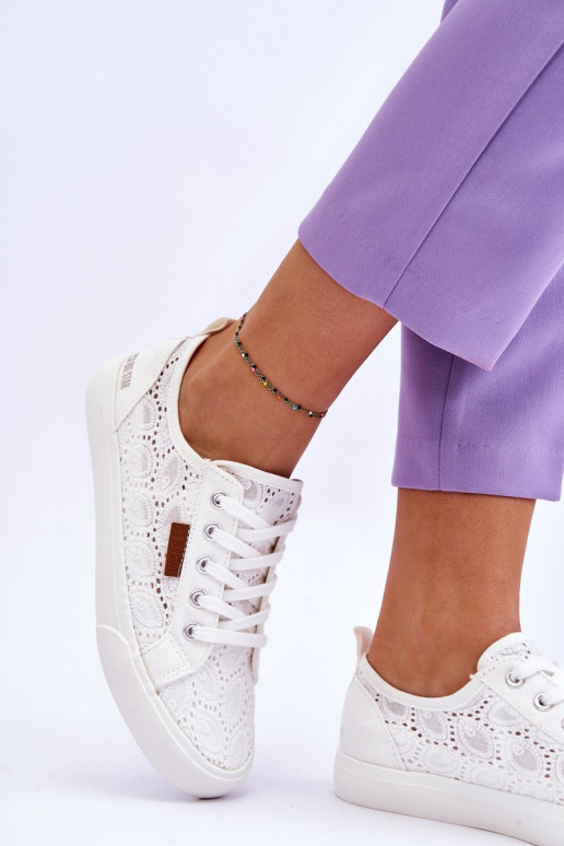mit Spitzenmotiven Sneakers BIG STAR W274925 weiße Farbe