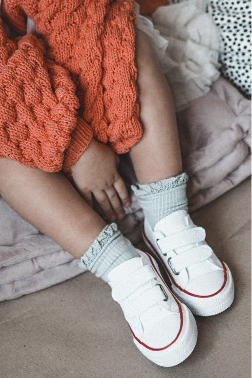 Kinder-Freizeitschuhe mit Klebeverschlüssen BIG STAR HH374199 weiße Farbe Kinder-Freizeitschuhe mit Klebeverschlüssen BIG STAR HH374199 weiße Farbe