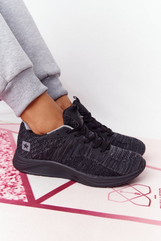 Sportschuhe im Comfort Foam-Stil in schwarzer Farbe für lange Distanzen Sportschuhe im Comfort Foam-Stil in schwarzer Farbe für lange Distanzen