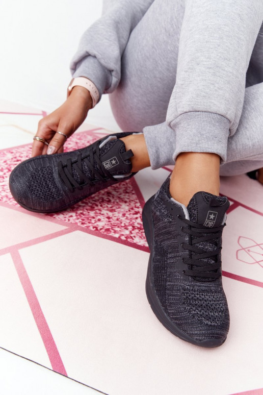 Sportschuhe im Comfort Foam-Stil in schwarzer Farbe für lange Distanzen