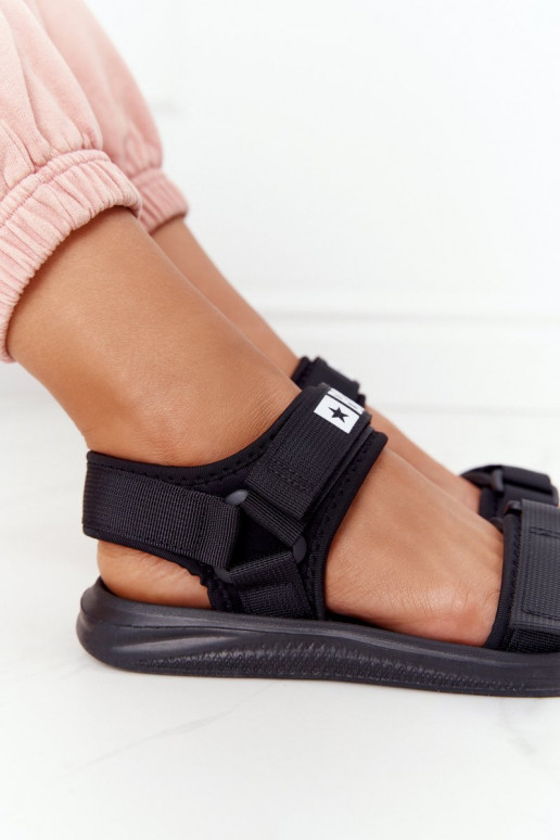 Sportliche Sandalen Big Star HH274A024 in schwarzer Farbe