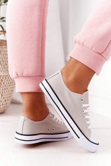 Freizeitschuhe des klassischen Modells in grauer Farbe 2