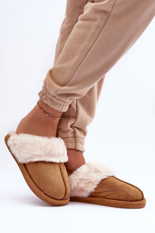 Hausschuhe mit Fell in der Farbe Braun Pinky Hausschuhe mit Fell in der Farbe Braun Pinky
