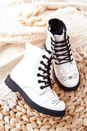 beheizte Stiefel mit Reißverschlüssen in weißem Mousie 2