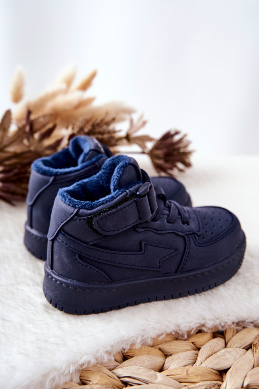 Gewärmte Sportschuhe für Kinder in der dunkelblauen Farbe Clafi Gewärmte Sportschuhe für Kinder in der dunkelblauen Farbe Clafi