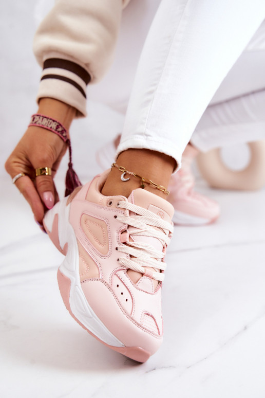Sportliche Schuhe mit Riemen in rosa Hassie