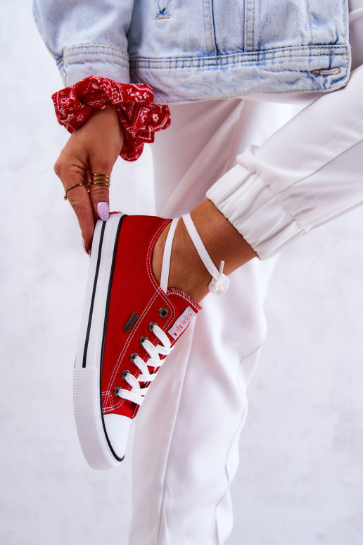 Klassisches Modell Freizeitschuhe Cross Jeans JJ2R4010C rote Farbe