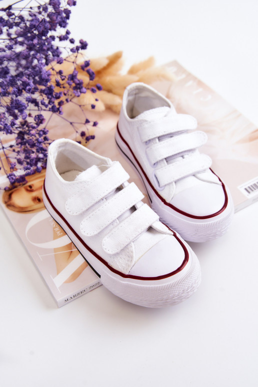 Kinder-Freizeitschuhe mit Klebeverschlüssen in weißem Bernie