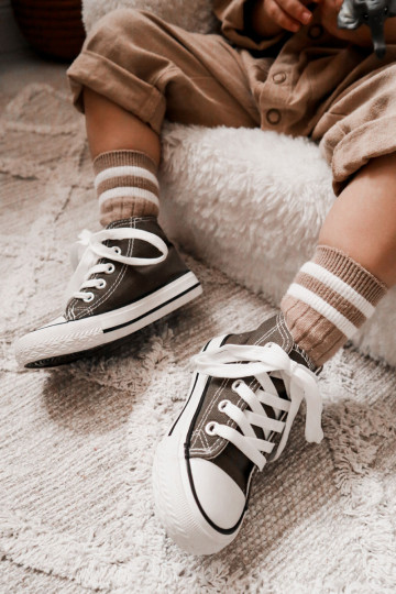 Kinder-Freizeitschuhe mit Sohle in der Farbe Khaki von Filemon
