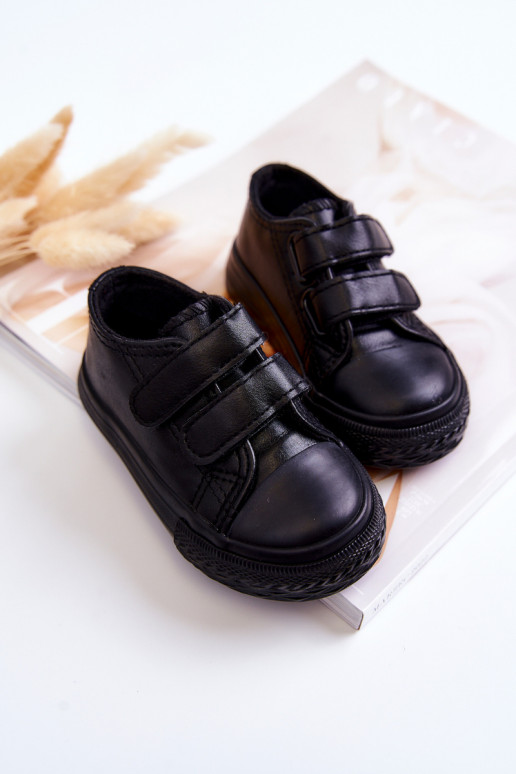 Kinder-Sneaker, Freizeitschuhe mit Klebeverschlüssen in der Farbe Schwarz von Foster Kinder-Sneaker, Freizeitschuhe mit Klebeverschlüssen in der Farbe Schwarz von Foster