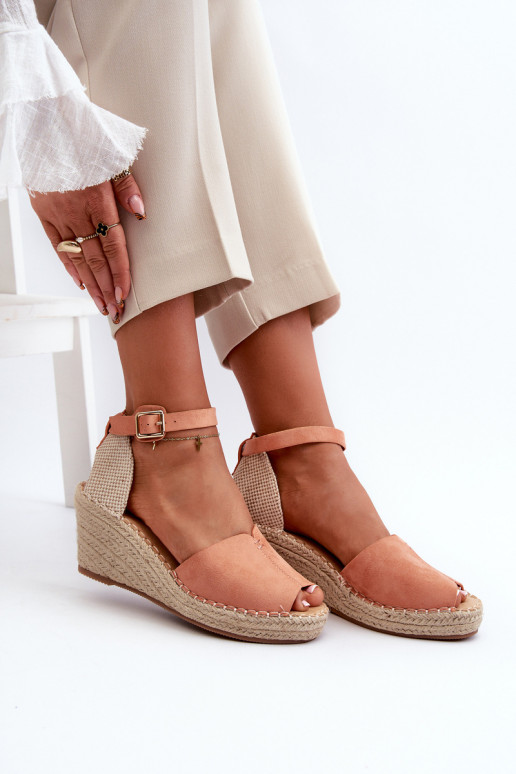 Plateausandalen in hellrosa Dellia