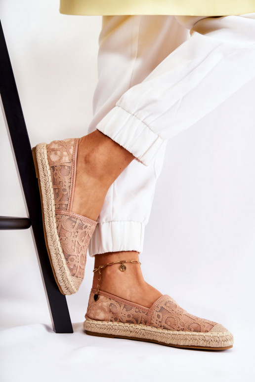 Klassische Modell-Espadrilles mit durchbrochenen Elementen Nude Catris Klassische Modell-Espadrilles mit durchbrochenen Elementen Nude Catris
