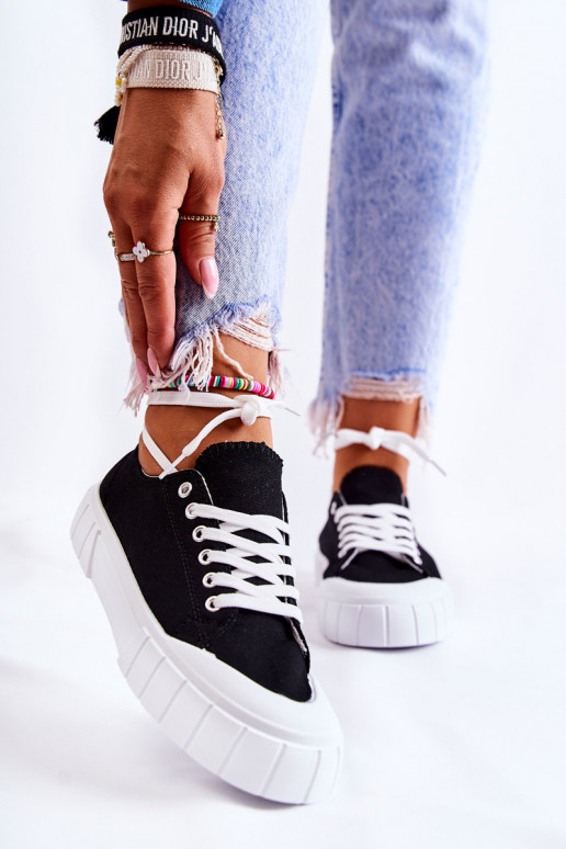 Damen-Plateauschuhe in Schwarz. Kommt