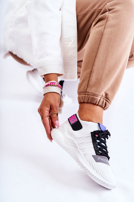 Weiße Klayra-Schuhe des Sneaker-Modells