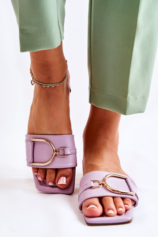 Klassisches Modell Hausschuhe mit Ornamenten lila Farbe Shilla Klassisches Modell Hausschuhe mit Ornamenten lila Farbe Shilla