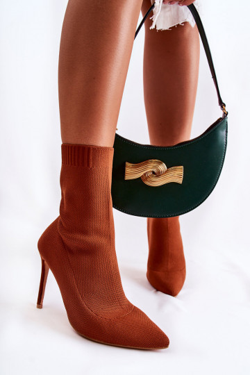 Stiefel mit sockenartiger Sohle und dünnem Absatz in brauner Farbe Luisell