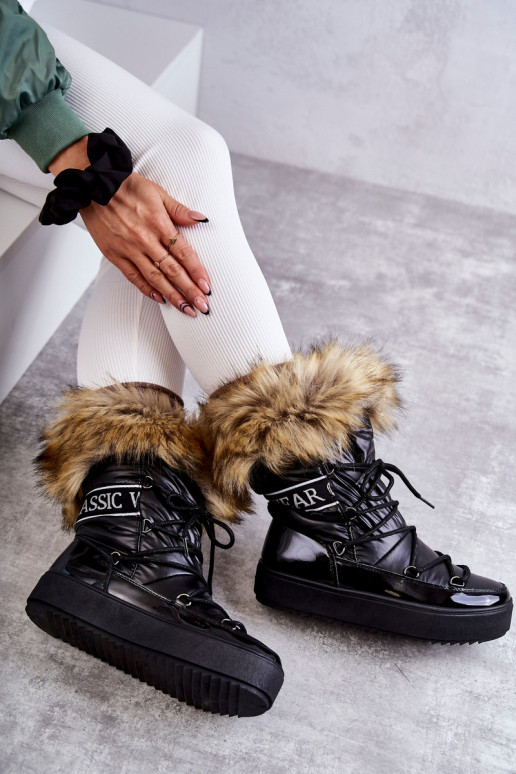 Schneestiefel mit Schnürsenkeln in der Farbe Schwarz von Santero Schneestiefel mit Schnürsenkeln in der Farbe Schwarz von Santero