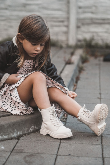 Kinderstiefel mit Reißverschlüssen beige Omua 2