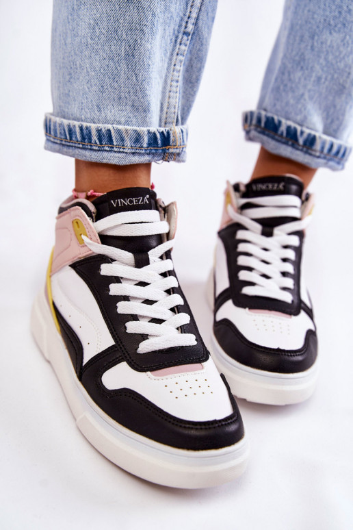 Sportschuhe in verschiedenen Farben in Silje Sportschuhe in verschiedenen Farben in Silje