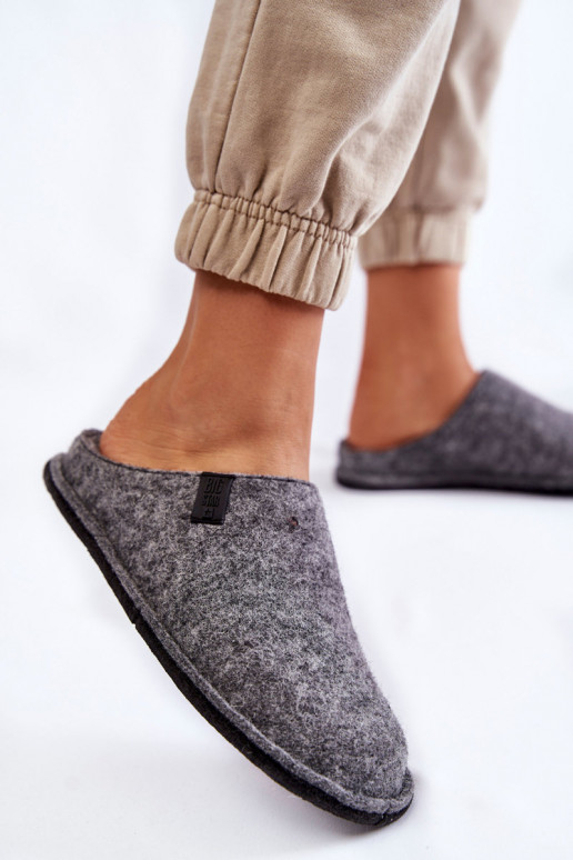 Klassisches Modell Hausschuhe Big Star KK276014 graue Farbe