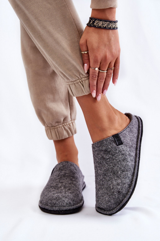 Klassisches Modell Hausschuhe Big Star KK276014 graue Farbe