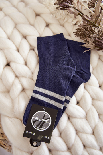 Dunkelblaue Baumwollsocken 2