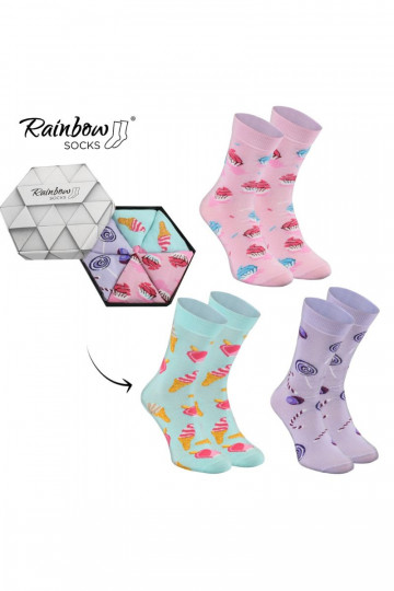 3 Paar farbige Socken in einer Box 2