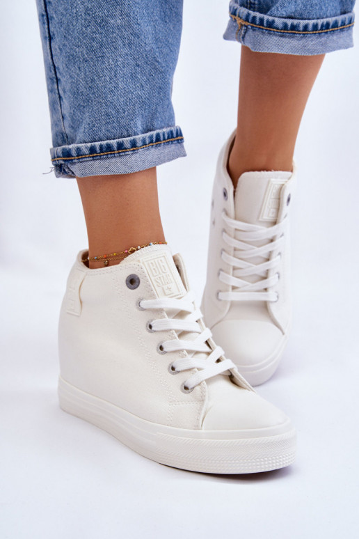 Freizeitschuhe mit Sohle Big Star LL274035 weiße Farbe Freizeitschuhe mit Sohle Big Star LL274035 weiße Farbe