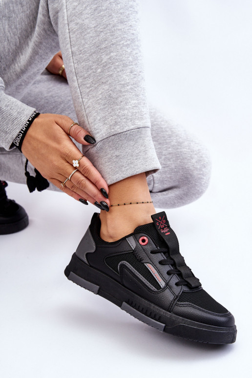 Sneakers Modell Schuhe Cross Jeans LL2R4012C schwarze Farbe Sneakers Modell Schuhe Cross Jeans LL2R4012C schwarze Farbe